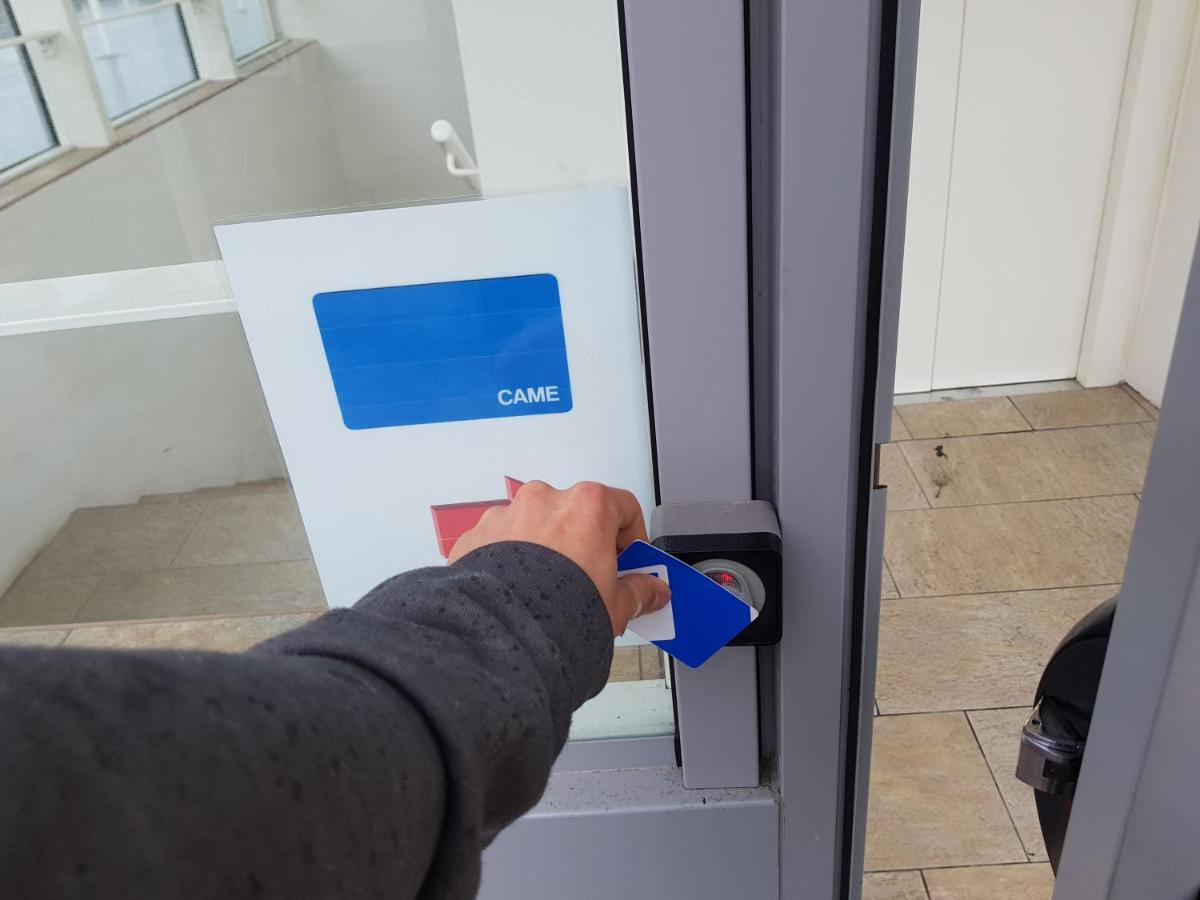 Appartamenti Smart A 30M Da Viale Dante E 100M Dal Mare Riccione Bagian luar foto