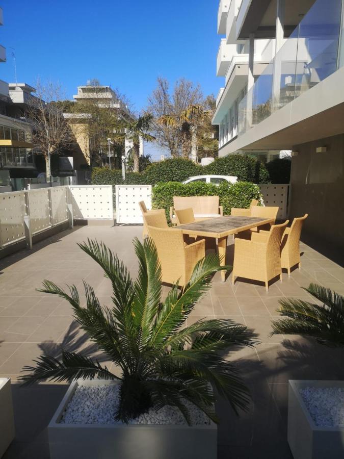 Appartamenti Smart A 30M Da Viale Dante E 100M Dal Mare Riccione Bagian luar foto